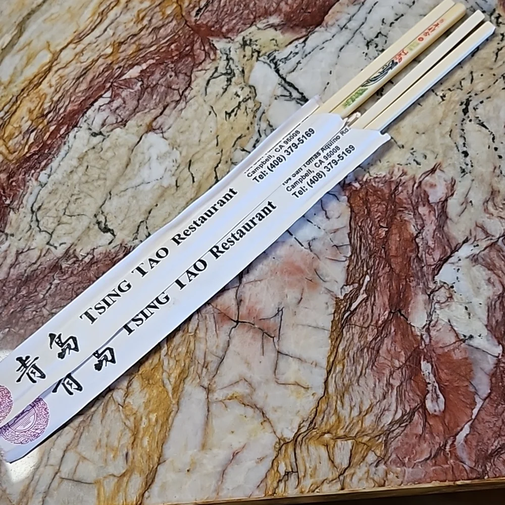 2 pair plastic chop sticks